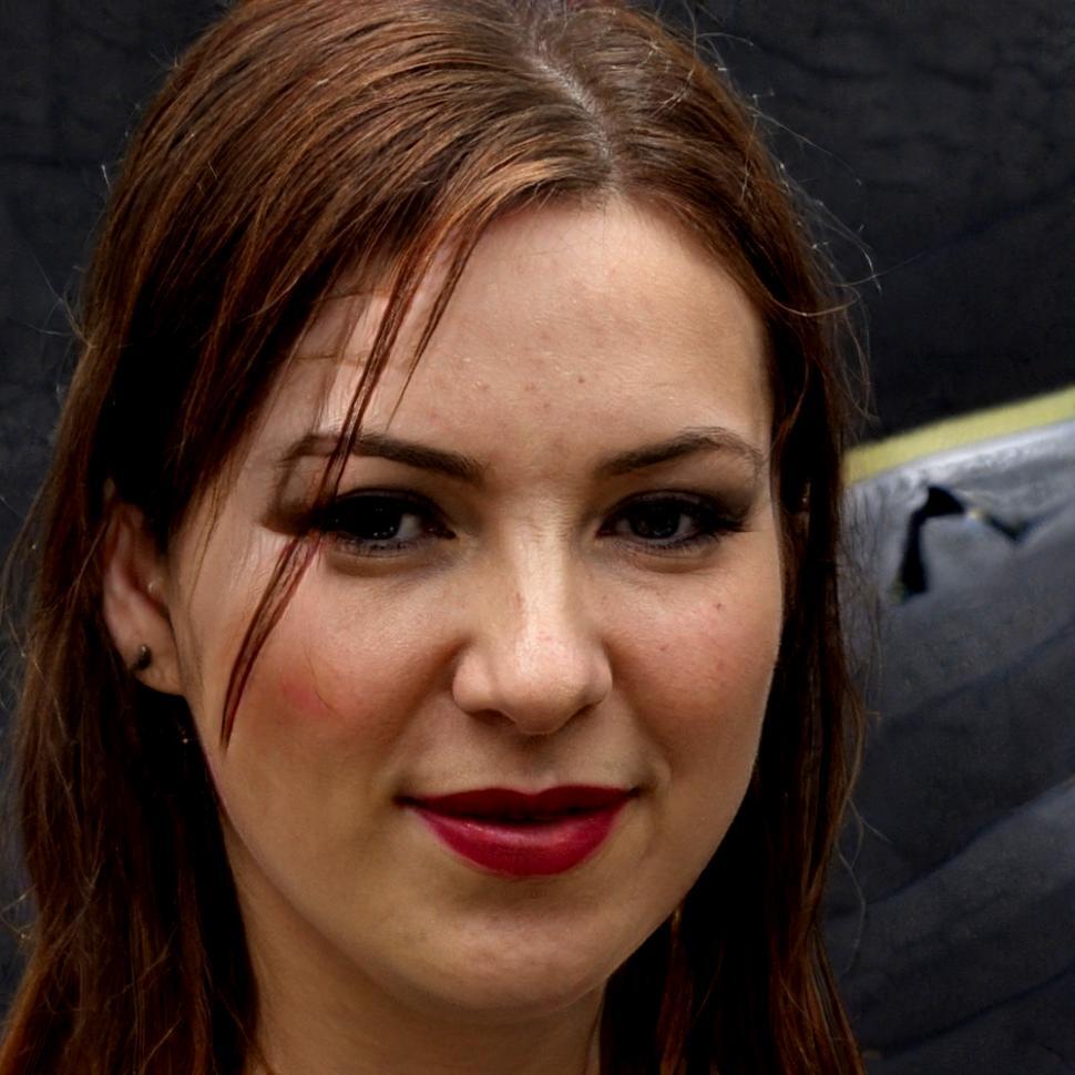 Elena Martínez, Directora de Investigación Financiera